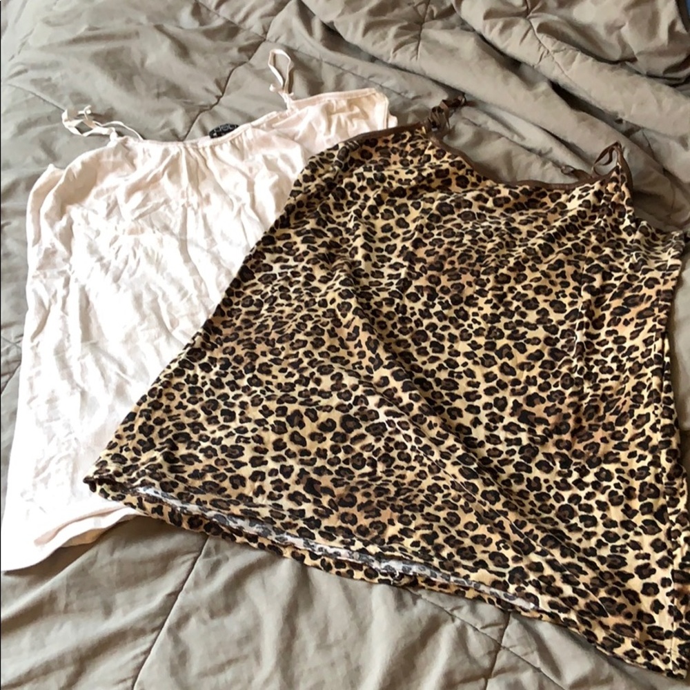 🍒3 for $10 - Lot of 2 Camis (1x)